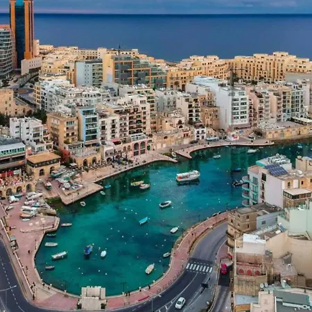 شقة Bayview Seafront 4 *
